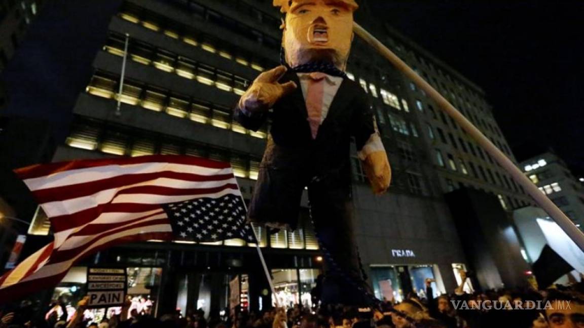 Arrestan a 65 en protesta frente a Torre Trump en Nueva York