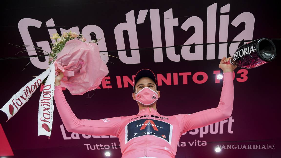 Filippo Ganna se lleva la primera etapa del Giro