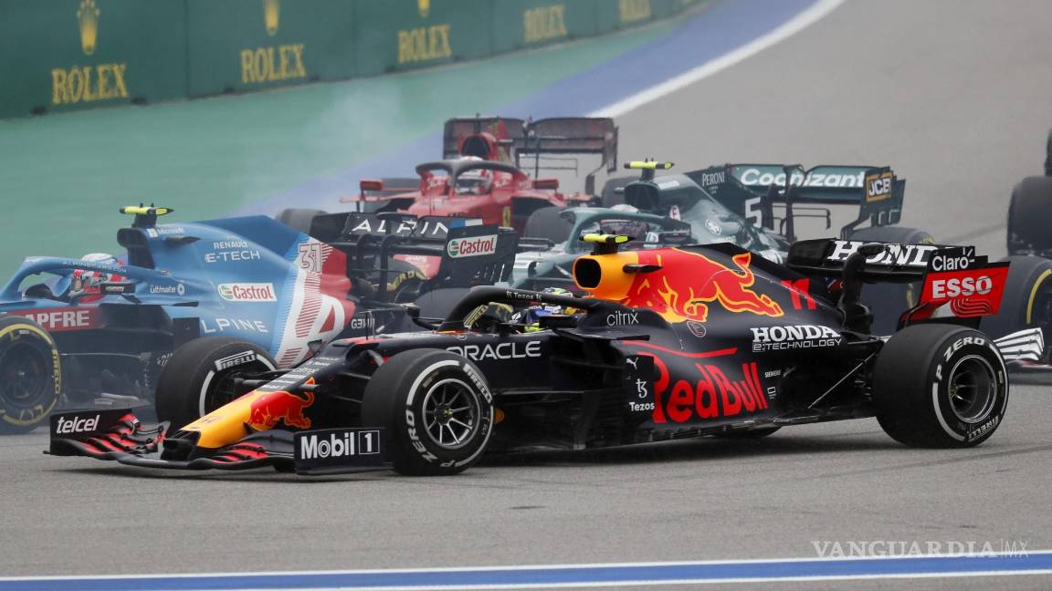 $!Checo Pérez tuvo un inicio de carrera conservador, pues prefirió no entrar en el grupo de pilotos que buscaban escalar posiciones