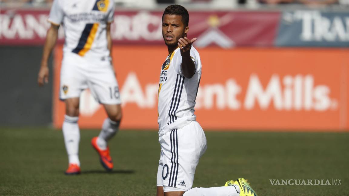 Hasta dos semanas fuera estará Giovani dos Santos por lesión