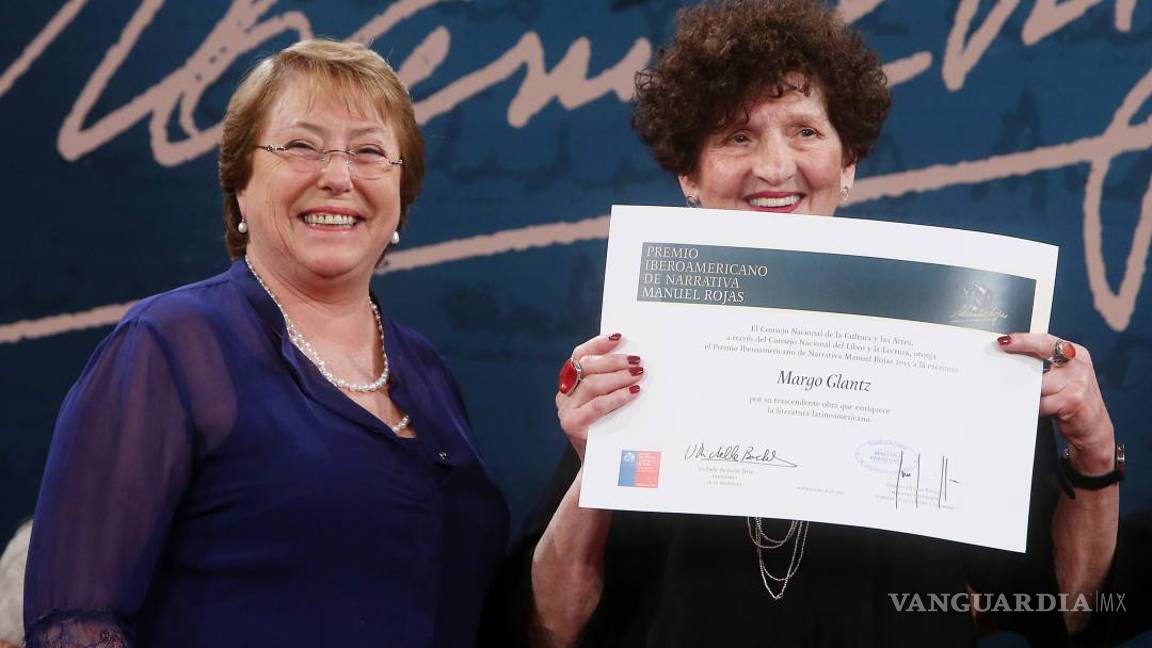 $!Bachelet entrega a Margo Glantz Premio Iberoamericano Manuel Rojas