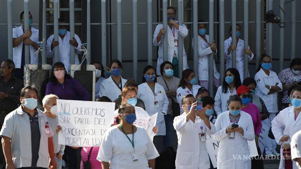 $!Así vive un médico residente la pandemia del COVID-19 en un hospital mexicano