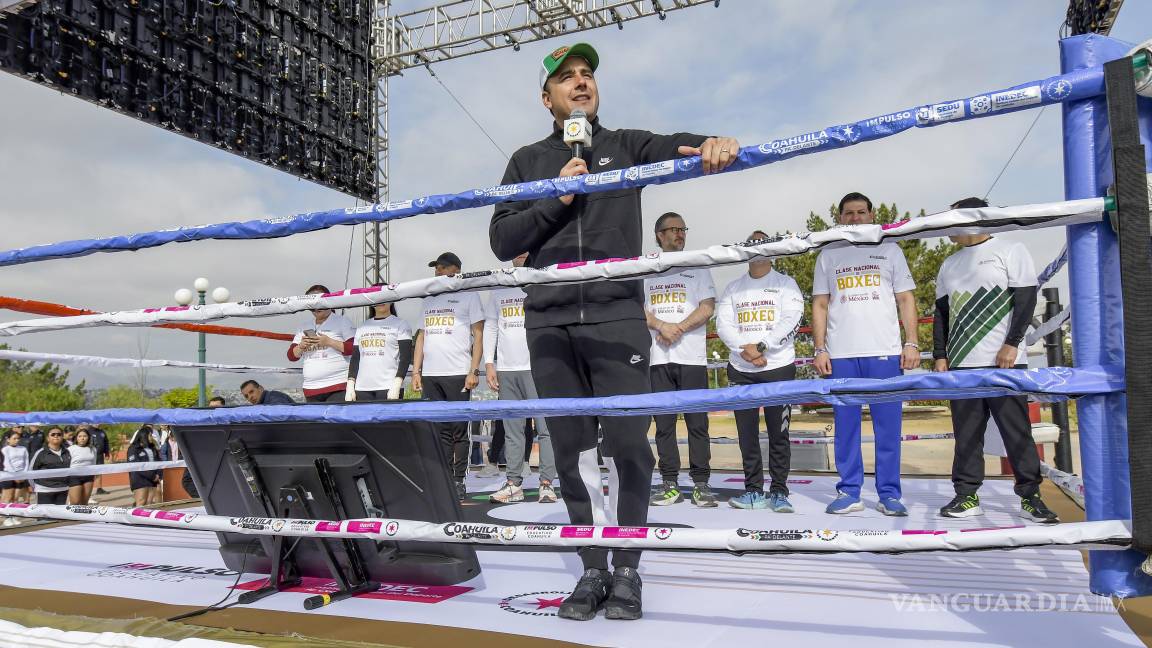 $!El gobernador Manolo Jiménez dio inicio a la clase nacional de boxeo, destacando la colaboración entre los tres niveles de gobierno.