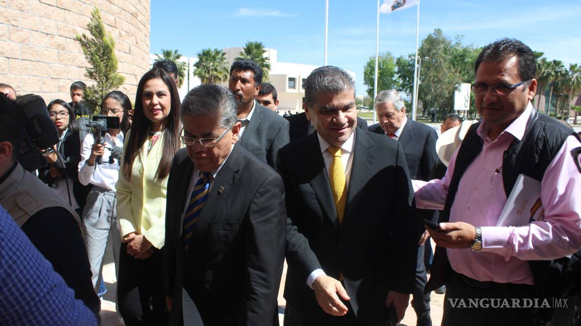 $!Hacer más con menos, es el reto de la UAdeC, dice rector en su informe