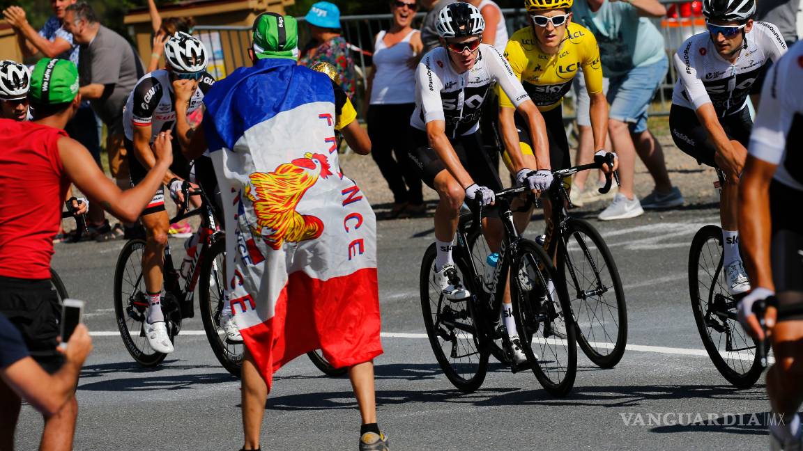 $!Froome es agredido por los aficionados tras caso de dopaje