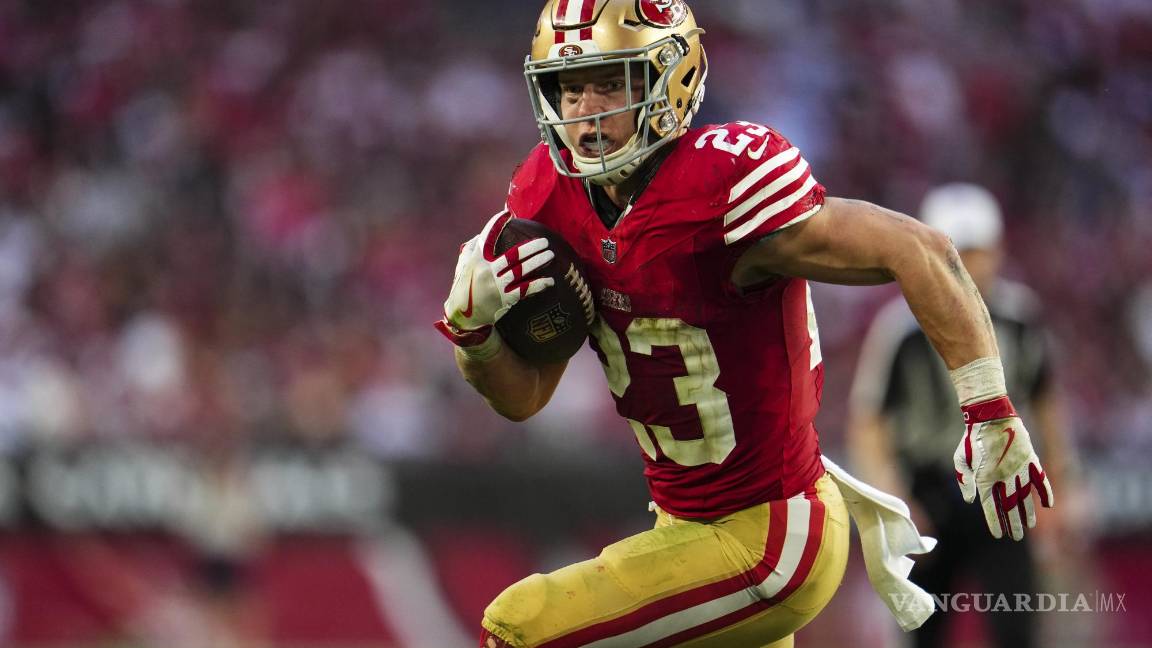 $!Christian McCaffrey está por romper tres récords históricos de la NFL, si su rendimiento es óptimo este lunes.