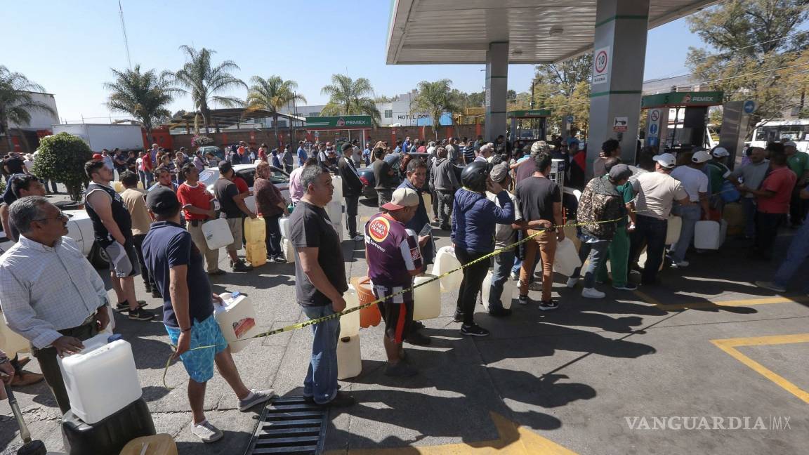 Para atajar la escasez de gasolina la Asociación de gasolineros de México pide &quot;medidas adicionales&quot;