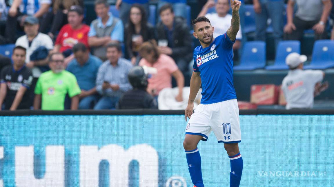 $!Justo en la cima, se encienden las alarmas para Cruz Azul