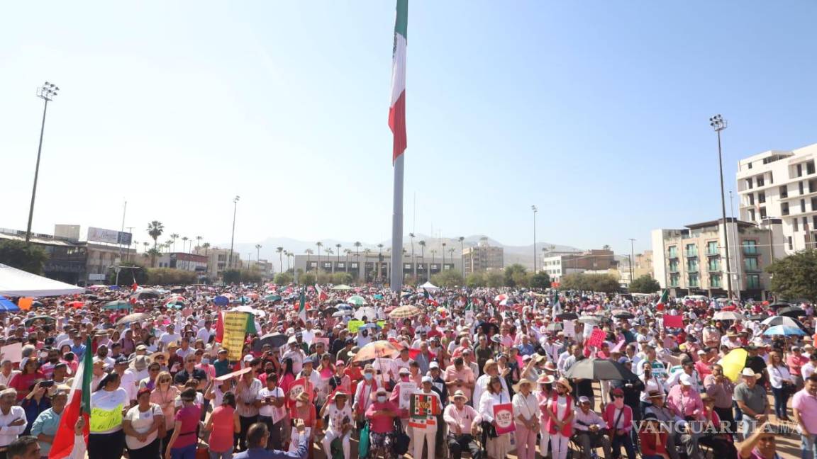 Se suman miles a protestas contra el plan B de AMLO en Torreón