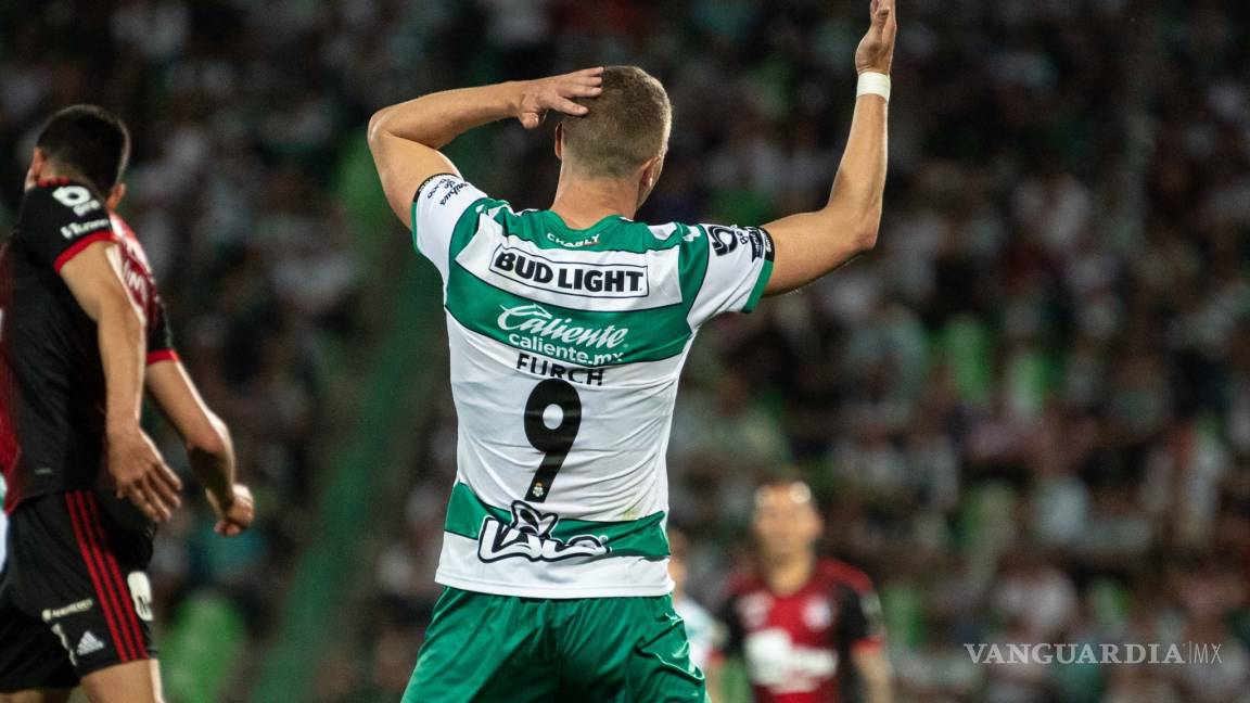 'Un contagio volvería a suspender la Liga'... horas después hay 8 positivos en Santos