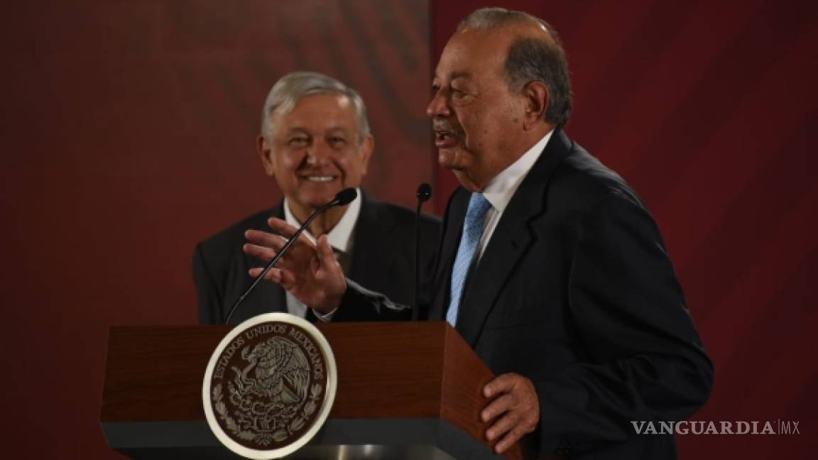 &quot;¿Santa Lucía o Texcoco?&quot; Preguntan a Carlos Slim en conferencia con AMLO; &quot;El futuro dirá&quot;, responde