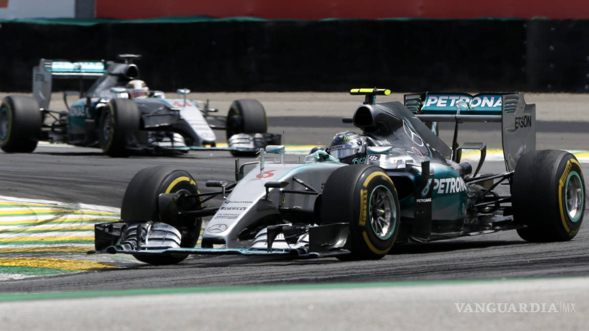 Rosberg gana GP de Brasil y asegura subcampeonato; Checo Pérez termina en lugar 13