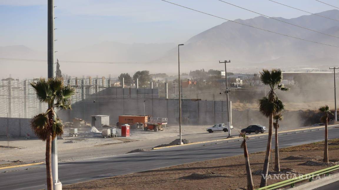 $!Las tolvaneras continuarán durante el día.