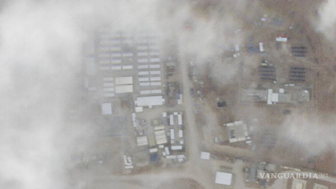 $!Vista aérea de la base estadounidense después del ataque del pasado domingo.