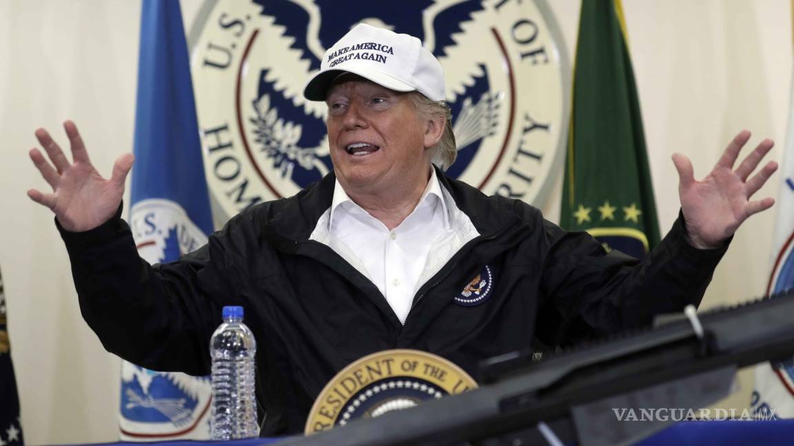“México pagará por el muro, no digo que me dará un cheque, pero pagará”: Donald Trump en la frontera
