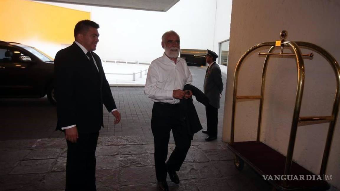 $!La 'crema' de la clase política acudió a lujosa boda de hija de Romero Deschamps