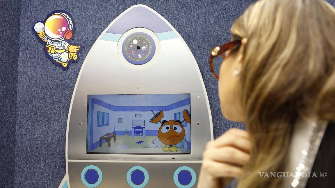 $!La directora operativa de la Fundación Antenas por los Niños, Maritza Suárez, enla presentación del ‘Espacio Antenas', en la Ciudad de México (México).