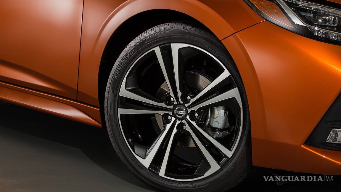 $!Nissan Sentra 2020 es un compacto más extrovertido y refinado