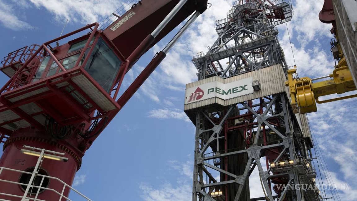 La producción de Pemex cayó a lo más bajo en 44 años