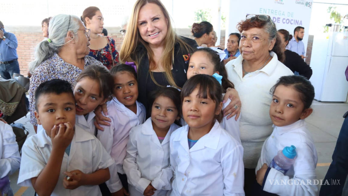 Gobierno de Coahuila fortalece desayunos escolares para población infantil
