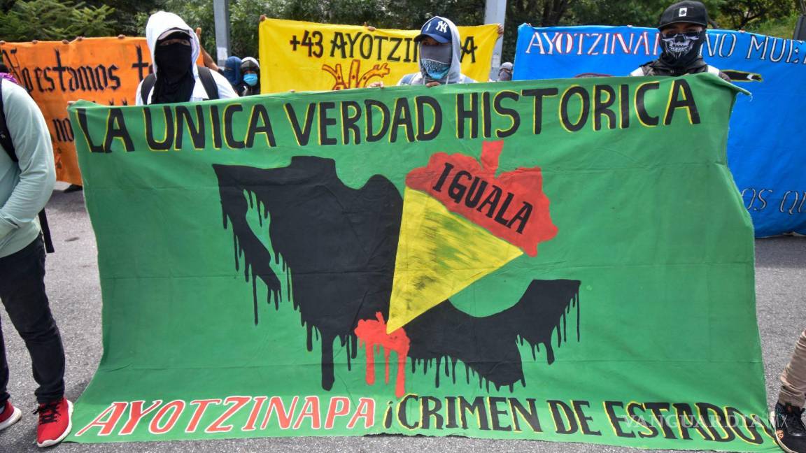 Ayotzinapa: el mundo al revés... a 9 años, más lejos de la verdad