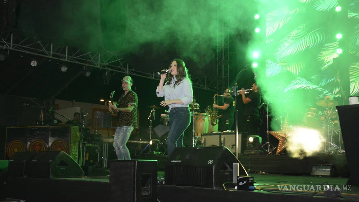 $!Jesse y Joy regalan ‘Un Besito Más’ a Saltillo