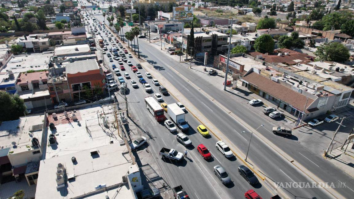 $!El tráfico se encuentra congestionado.