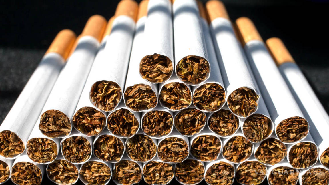 ¿Por qué las tabacaleras gastan millones de dólares para impulsar un impuesto al cigarro?