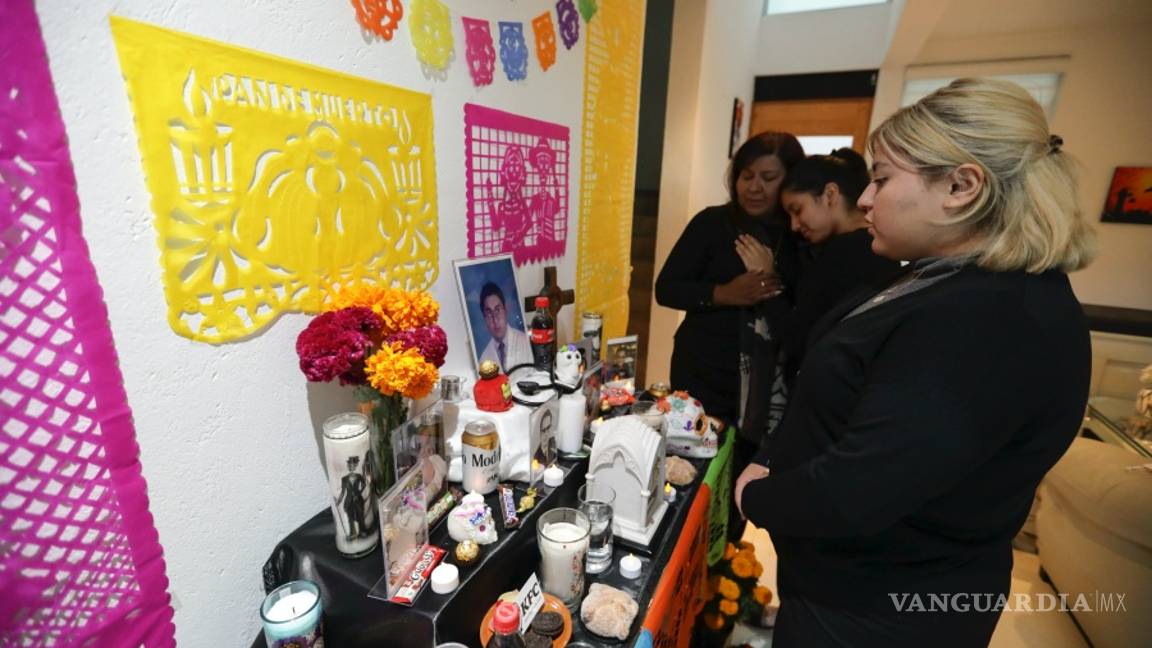 $!Con altares del Día de Muertos recuerdan a los médicos fallecidos por COVID-19
