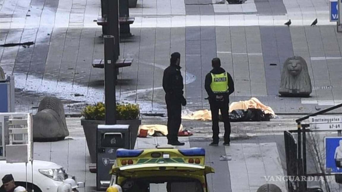 Cuatro muertos y 15 heridos deja atentado en Estocolmo