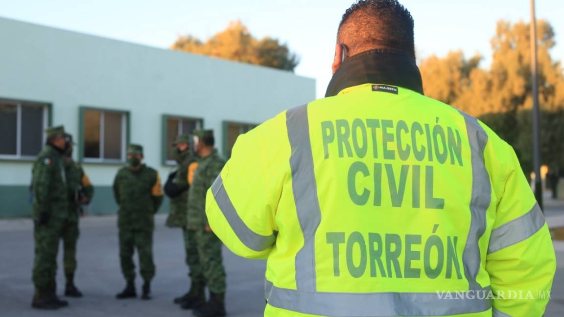 Ayuntamiento de Torreón dirige el operativo de traslado del personal médico para vacunación