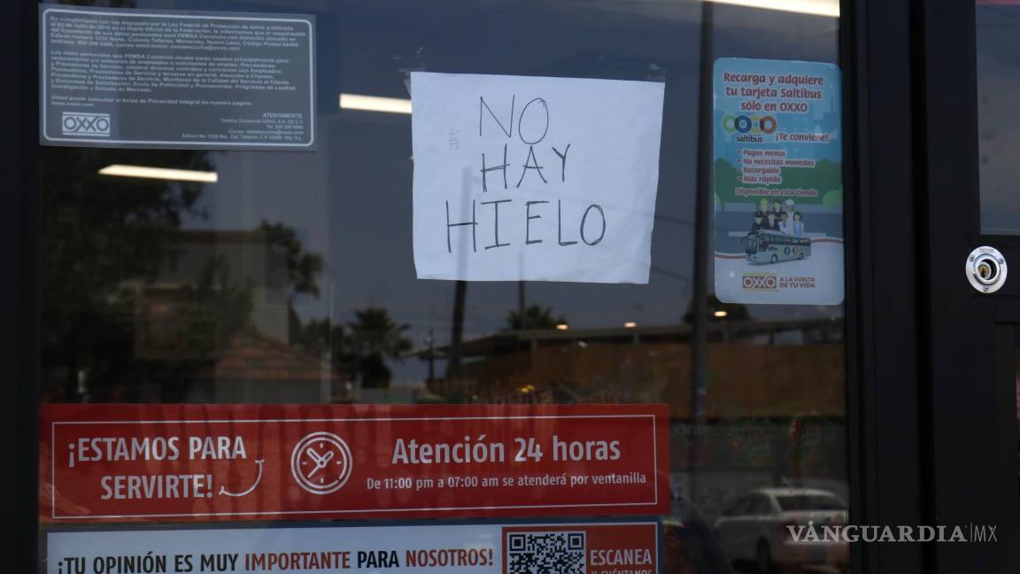 Esfuma ola de calor hielo en Saltillo: reportan tiendas escasez y fábricas duplican producción