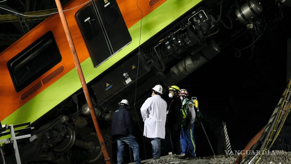 $!Imágenes del desplome en el metro en CDMX