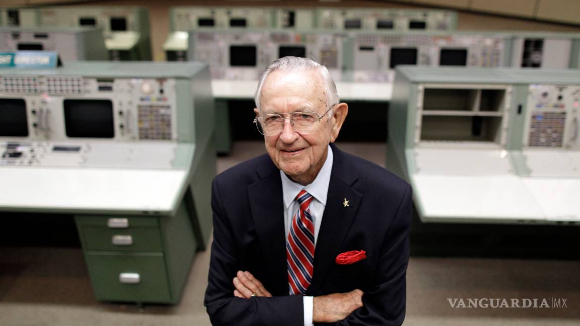 $!Chris Kraft, primer director de vuelo de la NASA fallece a los 95 años