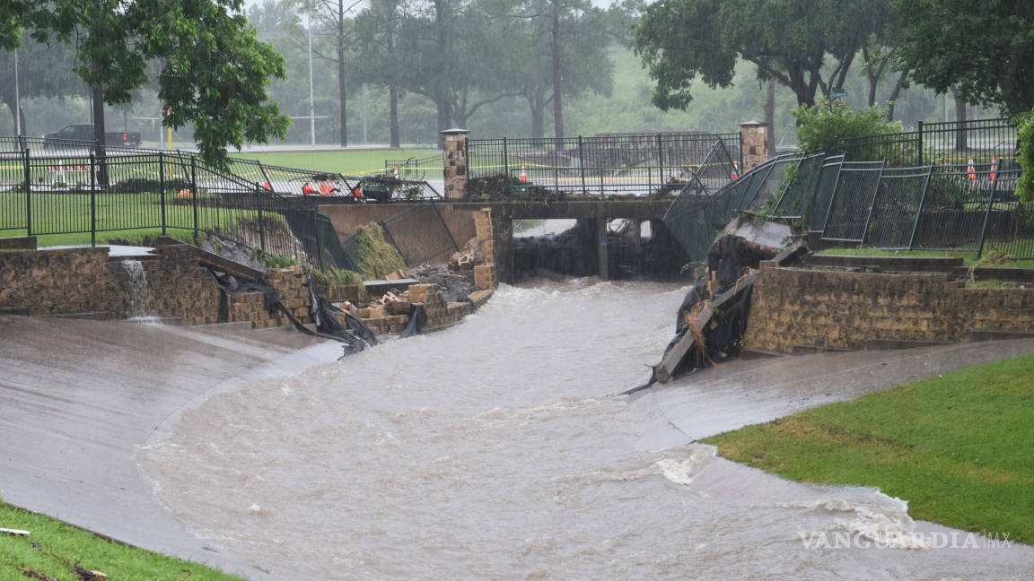 Al menos 6 muertos en Texas por lluvias torrenciales
