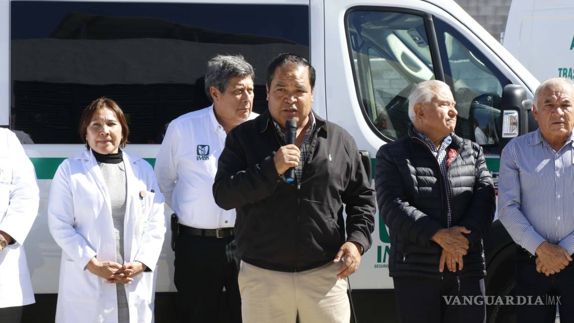 Líder sindical de los trabajadores del IMSS en Coahuila acepta fallas y limitantes: ‘Va a ser labor titánica conseguir especialistas’