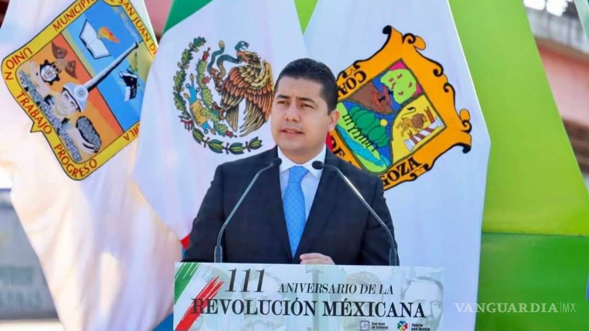 Encabeza Julio Long ceremonia por el 111 Aniversario de la Revolución Mexicana