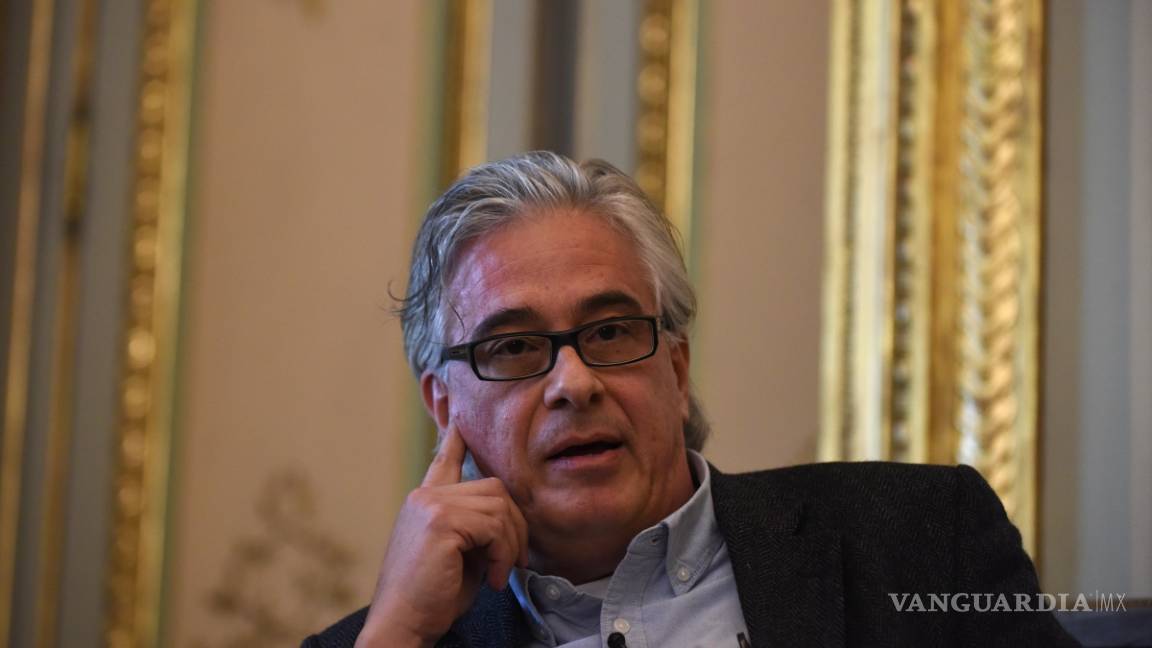 $!A mis novelas no les gusta entrar por la puerta, afirma Jordi Soler