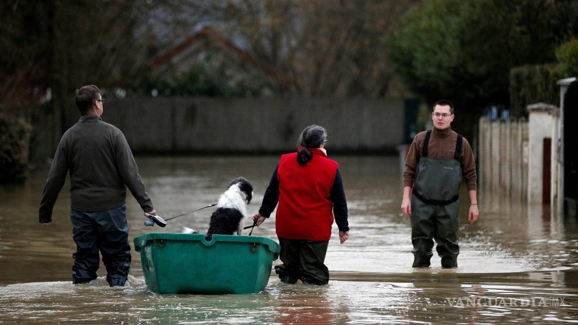 $!Río Sena se desborda inundando París (Fotos)