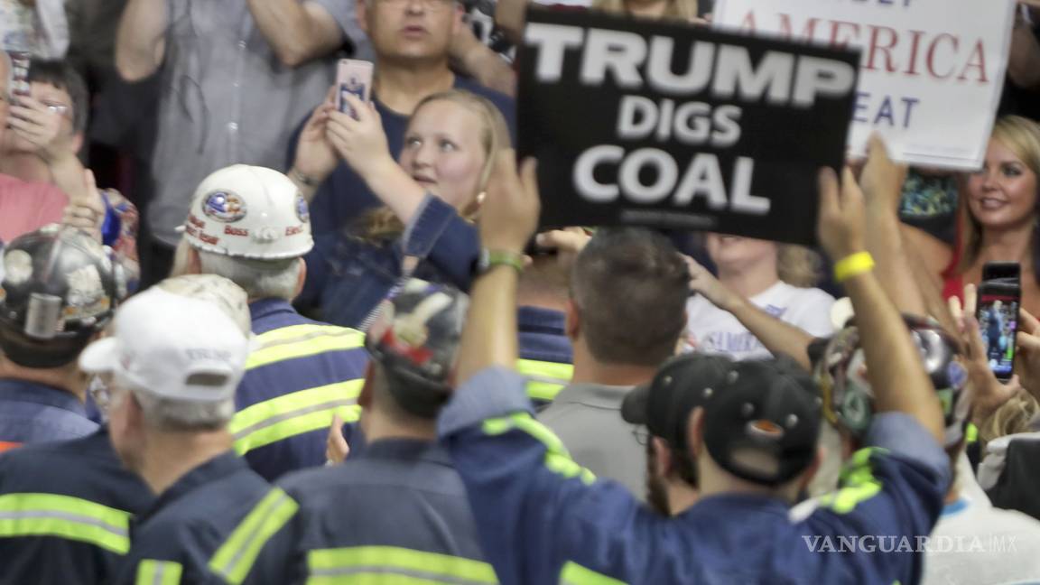 $!Trump flexibiliza el uso de carbón, la industria que está muriendo