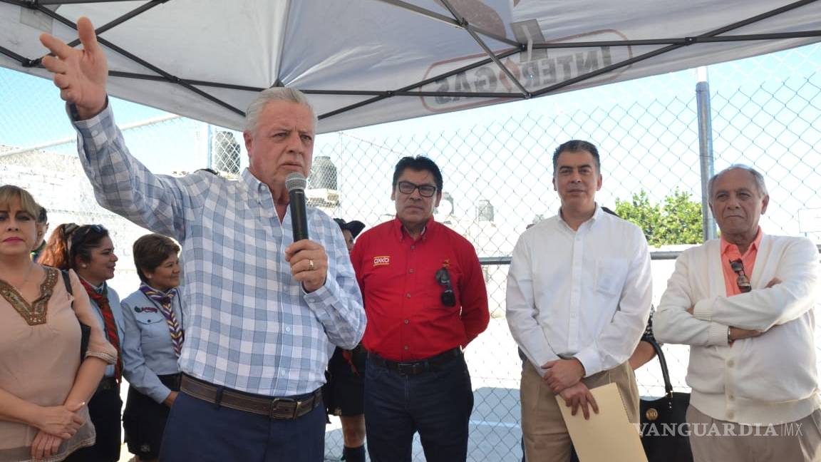 Ayuntamiento y empresa cumplen compromiso en pro de las áreas verdes de Torreón