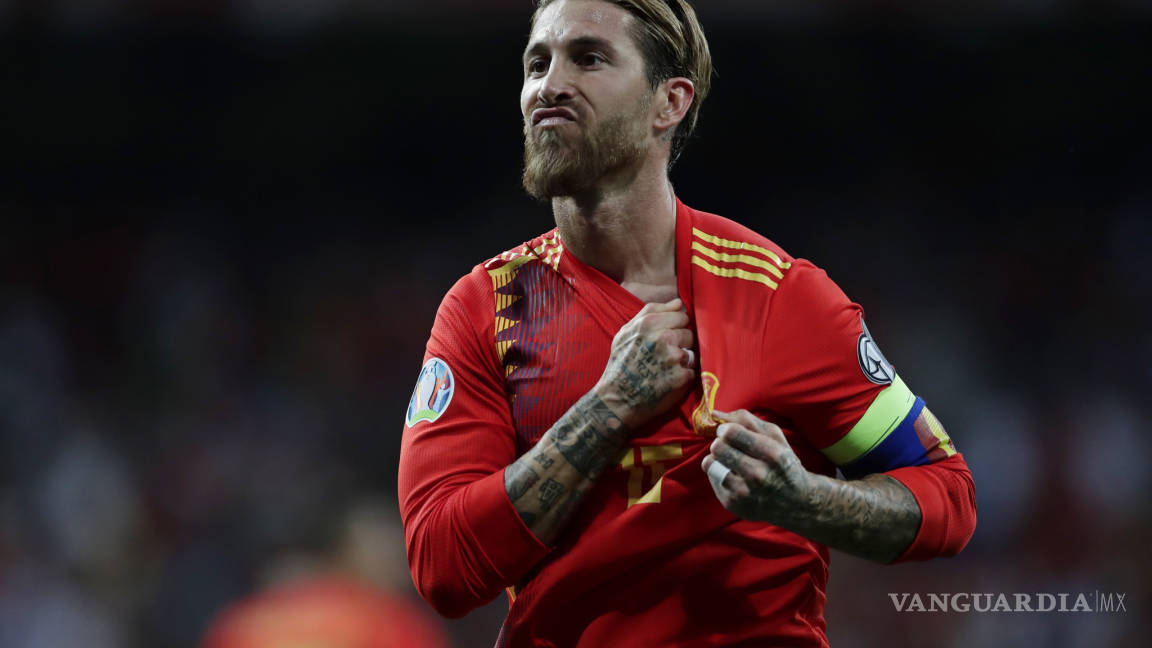 Llega Sergio Ramos a los 20 goles con España y se coloca entre los 11 máximos romperredes de la historia