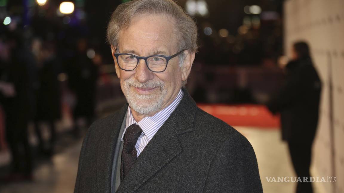 Steven Spielberg dirige y graba con un smartphone el primer videoclip de su carrera