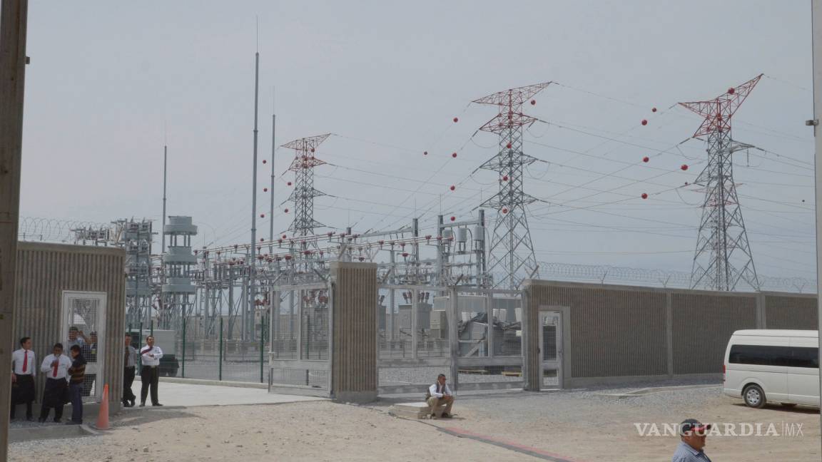 $!Enrique Peña Nieto inaugura Parque Eólico Peñoles en Coahuila