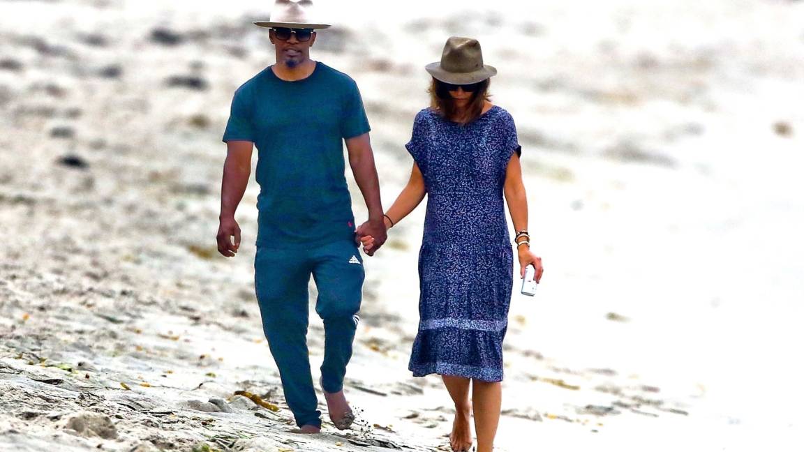 Publican imágenes de Jamie Foxx y Katie Holmes juntos en la playa