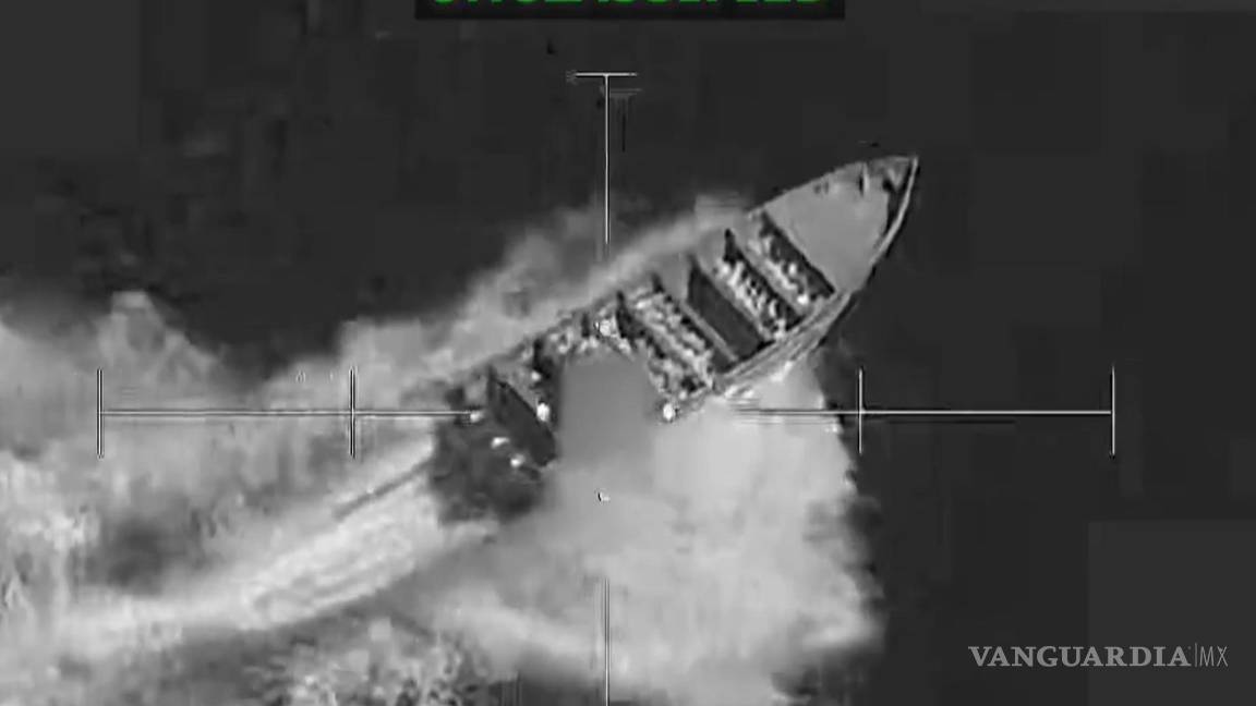 $!Captura de pantalla tomada de la cuenta oficial de X del Comando Sur de EU @Southcom de una lancha antes de ser impactada en la Operación Lanza del Sur.