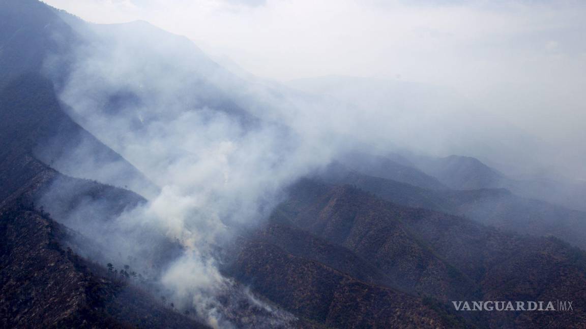 En alerta Coahuila por incendio de Santiago, Nuevo León; mantiene brigadas en ejidos