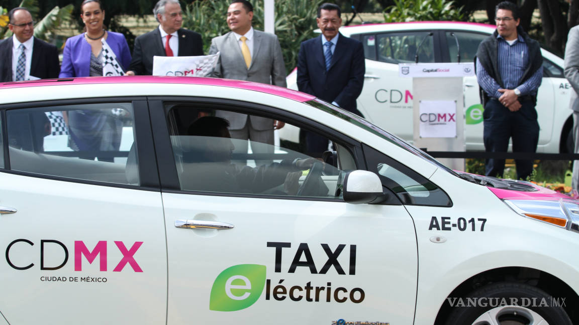 Contemplan reforzar la flotilla de taxis eléctricos en CDMX