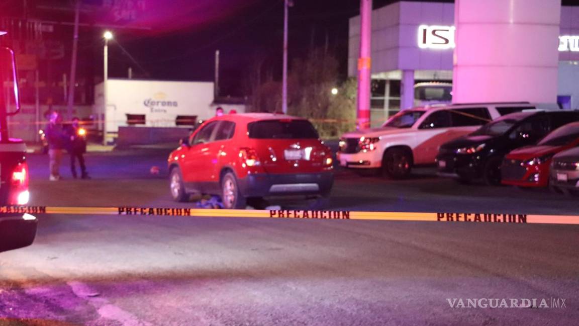 Hombre muere atropellado al cruzar la carretera Monterrey-Saltillo