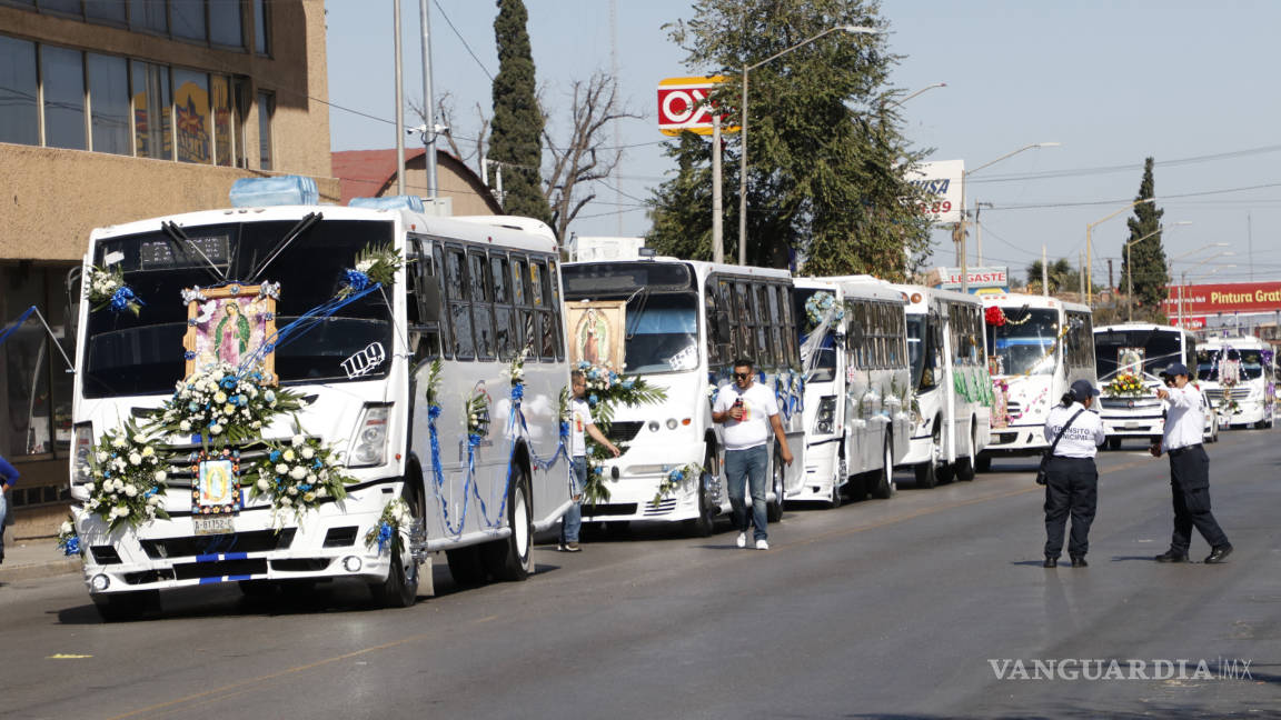 Peregrinan decenas de transportistas al Santuario: Que nos libre de accidentes y asaltos